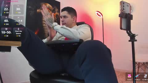 Nicolas Fellener online show from October 4, 4:43 am