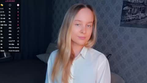 Snapshot of nicolavanderbie chatting on September 25, 6:00 pm Nicoletta online show from September 25, 6:00 pm