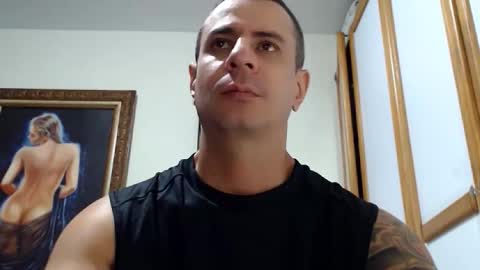 Nicolay online show from October 22, 7:35 pm