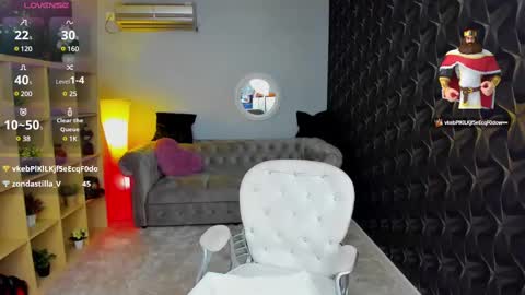 Snapshot of nicole___19 chatting on March 11, 10:31 pm Nico online show from March 11, 10:31 pm