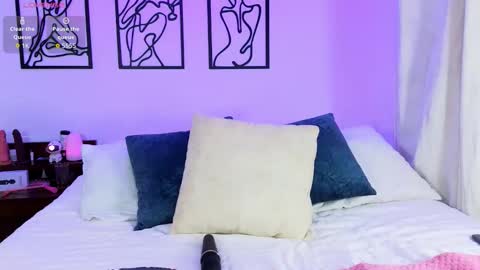 Nicole And Deam online show from February 13, 11:45 pm