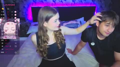 Snapshot of nicole_and_nick chatting on July 11, 6:43 pm Nicole and Nick online show from July 11, 6:43 pm