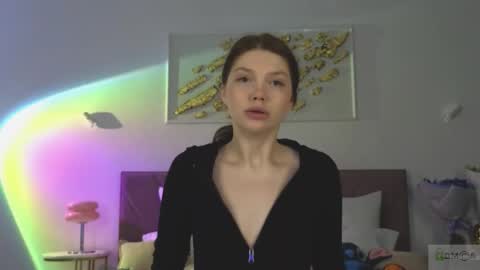 Nicole online show from November 27, 9:39 pm