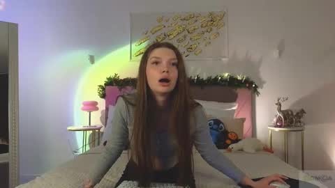 Snapshot of nicole_broown chatting on January 18, 8:56 pm Nicole online show from January 18, 8:56 pm