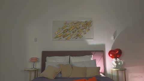 Snapshot of nicole_broown chatting on February 22, 9:13 pm Nicole online show from February 22, 9:13 pm