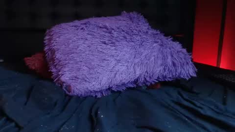 nicole_brown1126 online show from March 2, 1:36 am