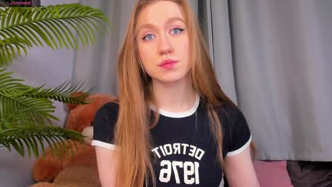 Nicole Grifin online show from January 13, 1:17 pm