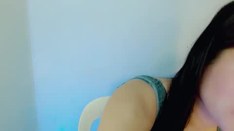 nicole_kiss01 online show from February 26, 8:59 am