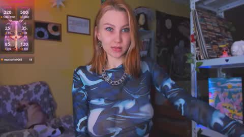 Snapshot of nicole_matt chatting on September 18, 2:35 am Nicole online show from September 18, 2:35 am