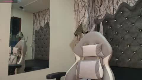 Snapshot of nicole_samantha chatting on October 9, 12:14 pm Samantha online show from October 9, 12:14 pm