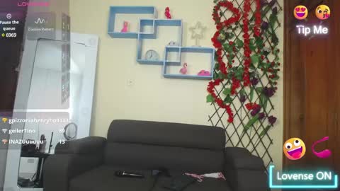 Nicole Santana online show from March 6, 2:19 am