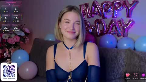 Snapshot of nicole_w00 chatting on February 20, 5:18 pm Nicole online show from February 20, 5:18 pm