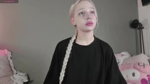 Mary online show from January 9, 1:58 pm