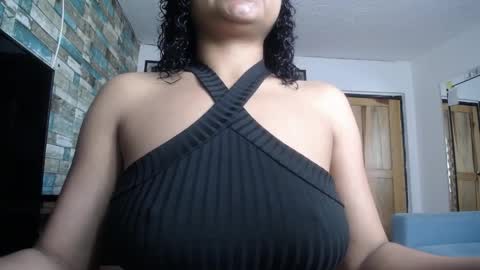 Nicole online show from April 7, 3:01 pm