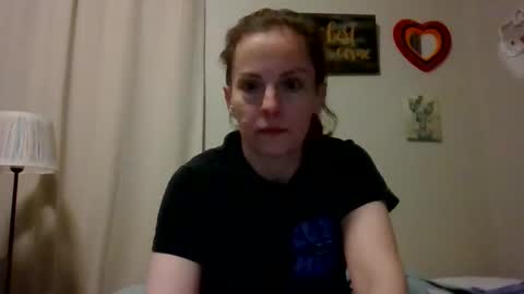 Snapshot of nicolegoodvibes00 chatting on February 16, 1:35 am Nicole online show from February 16, 1:35 am