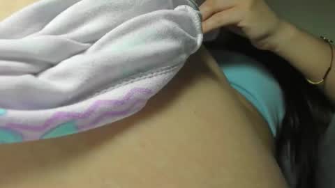 nicolehere4u online show from March 8, 2:04 am