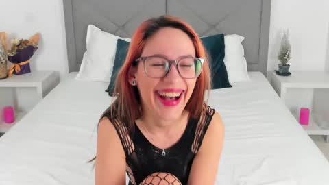 nicoleirisxxx online show from January 27, 12:48 pm