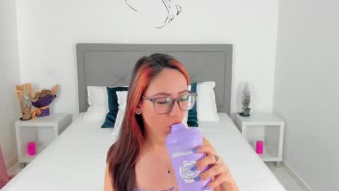 nicoleirisxxx online show from February 1, 9:54 am