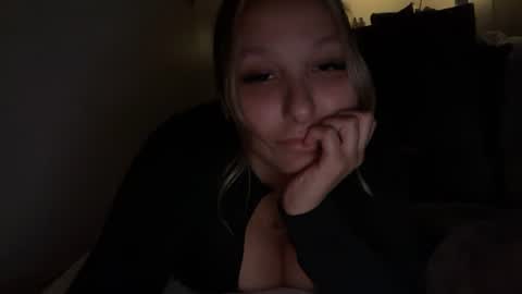 Snapshot of nicolelovesyou444 chatting on June 17, 2:47 am nicolelovesyou444 online show from June 17, 2:47 am