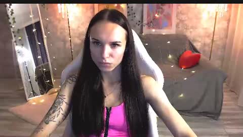 Snapshot of nicolemerz chatting on June 14, 3:36 pm Nicole online show from June 14, 3:36 pm