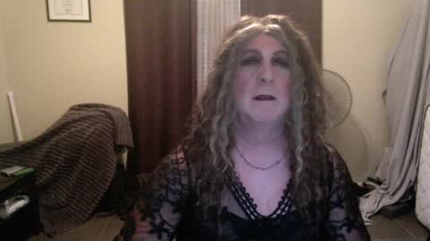 Snapshot of nicolescdfantasies chatting on June 9, 2:01 am Nicole CD online show from June 9, 2:01 am