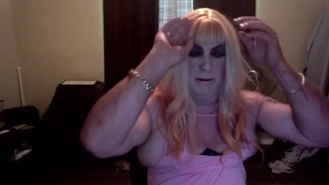Snapshot of nicolescdfantasies chatting on June 15, 12:02 am Nicole CD online show from June 15, 12:02 am