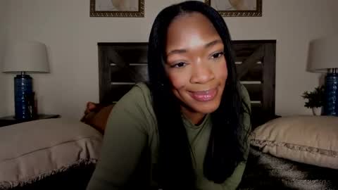 Nicole online show from April 5, 2:53 am