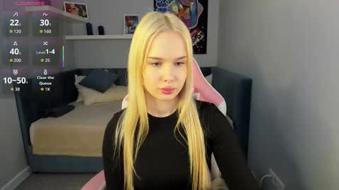 Nicoletta online show from January 14, 12:00 pm