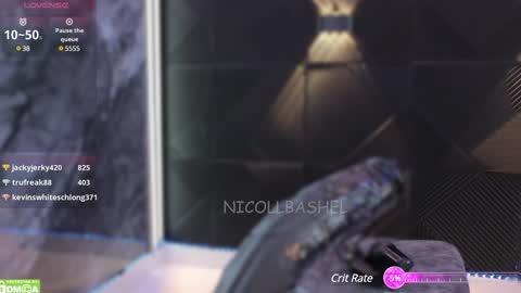 Nicoll  Independent model online show from December 20, 11:10 am