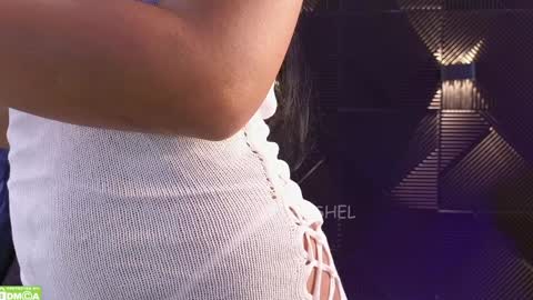 Nicoll  Independent model online show from January 28, 7:00 am