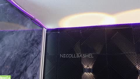 Nicoll  Independent model online show from February 4, 8:13 am