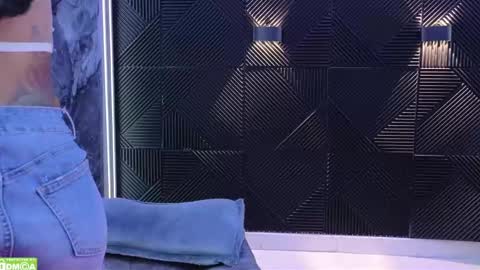 Nicoll  Independent model online show from March 12, 5:17 pm