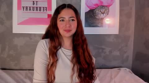 Snapshot of nicolle_evanss_ chatting on October 9, 11:41 am nicolle_evanss_ online show from October 9, 11:41 am