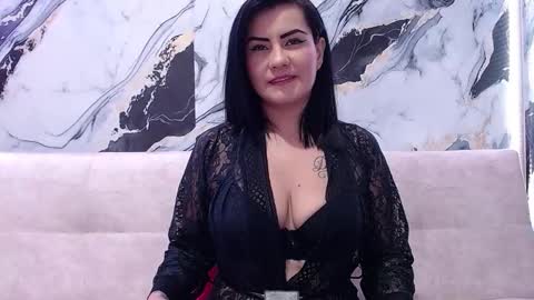Snapshot of nicolle_gomes chatting on November 20, 7:24 pm nicolle gomes online show from November 20, 7:24 pm