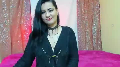 Snapshot of nicolle_gomes chatting on May 13, 11:11 pm nicolle gomes online show from May 13, 11:11 pm