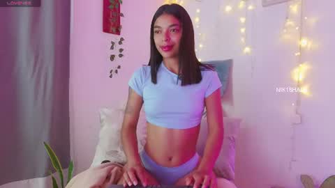 Nicolle online show from June 19, 11:25 am
