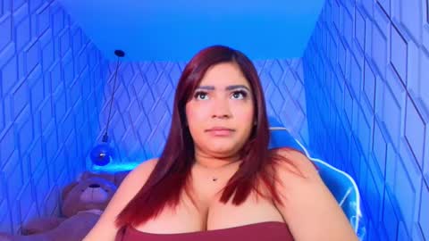 Nicolle Miley online show from December 4, 4:22 am