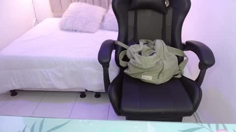 Nicollet online show from April 14, 3:12 am