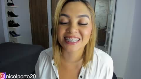 Snapshot of nicolporto chatting on July 25, 11:19 am Nicol online show from July 25, 11:19 am