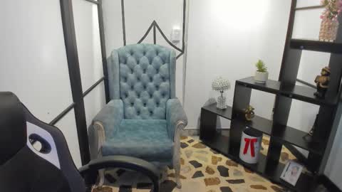 NicolRoss online show from December 19, 9:44 pm