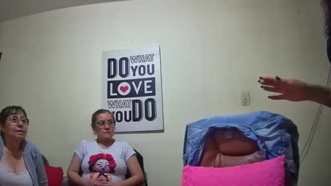 Snapshot of nicoltatiana_ chatting on September 12, 11:59 pm nicoltatiana_ online show from September 12, 11:59 pm