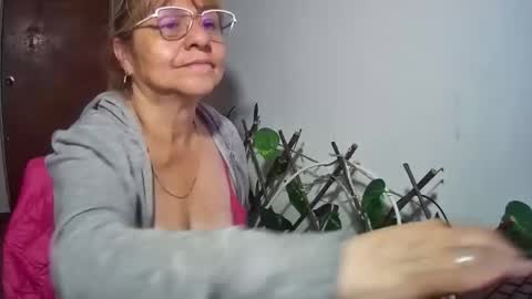 nicoltatiana_ online show from February 23, 4:21 am