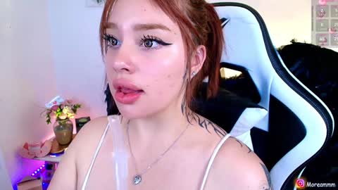 Nicol online show from December 13, 1:37 am