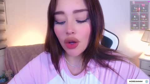 Nicol online show from November 21, 1:15 am