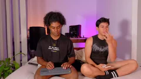 Nico y Mark online show from July 27, 10:33 am