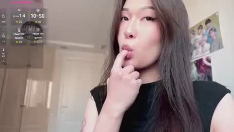 Snapshot of nievesshippey chatting on June 26, 8:19 am Hanna online show from June 26, 8:19 am
