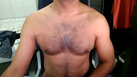 Snapshot of night_rider09711 chatting on December 22, 5:12 am night_rider09711 online show from December 22, 5:12 am