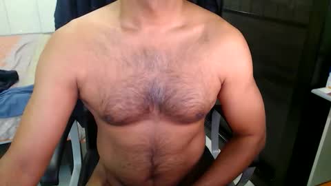 Snapshot of night_rider09711 chatting on January 29, 11:51 am night_rider09711 online show from January 29, 11:51 am