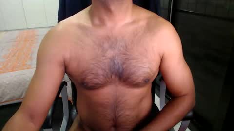 Snapshot of night_rider09711 chatting on February 5, 9:50 pm night_rider09711 online show from February 5, 9:50 pm