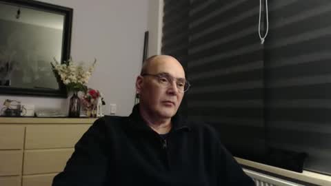 nightkeeper63 online show from February 15, 12:07 am